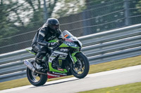 donington-no-limits-trackday;donington-park-photographs;donington-trackday-photographs;no-limits-trackdays;peter-wileman-photography;trackday-digital-images;trackday-photos